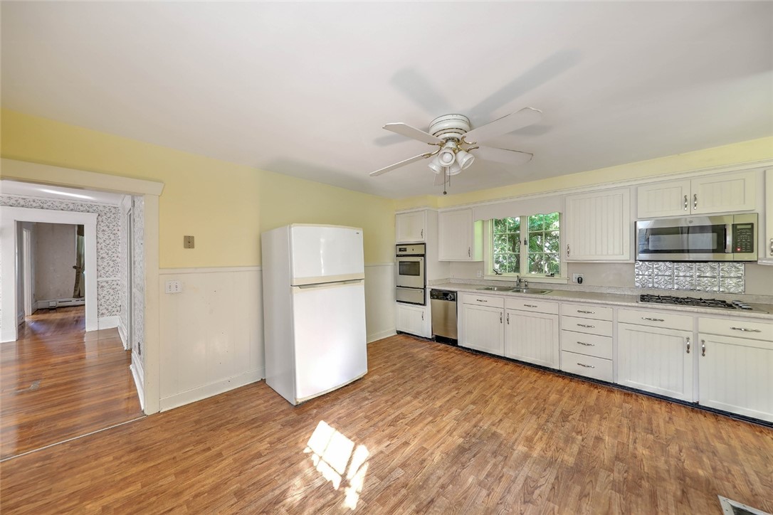 6 Central Street Bristol, RI 02809 - Photo 26 of 37