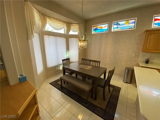 $2,100 | 10220 Villa Ridge Drive, Las Vegas, NV 89134