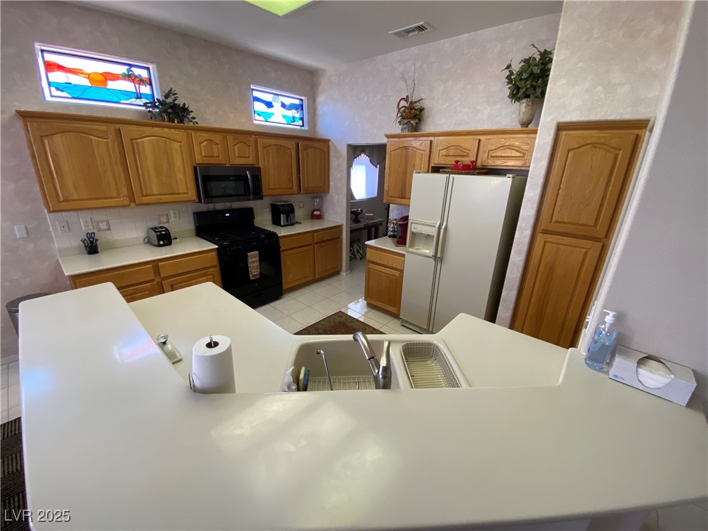 10220 Villa Ridge Drive Las Vegas, NV 89134 - Photo 4 of 13