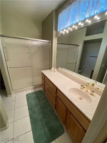 $2,100 | 10220 Villa Ridge Drive, Las Vegas, NV 89134