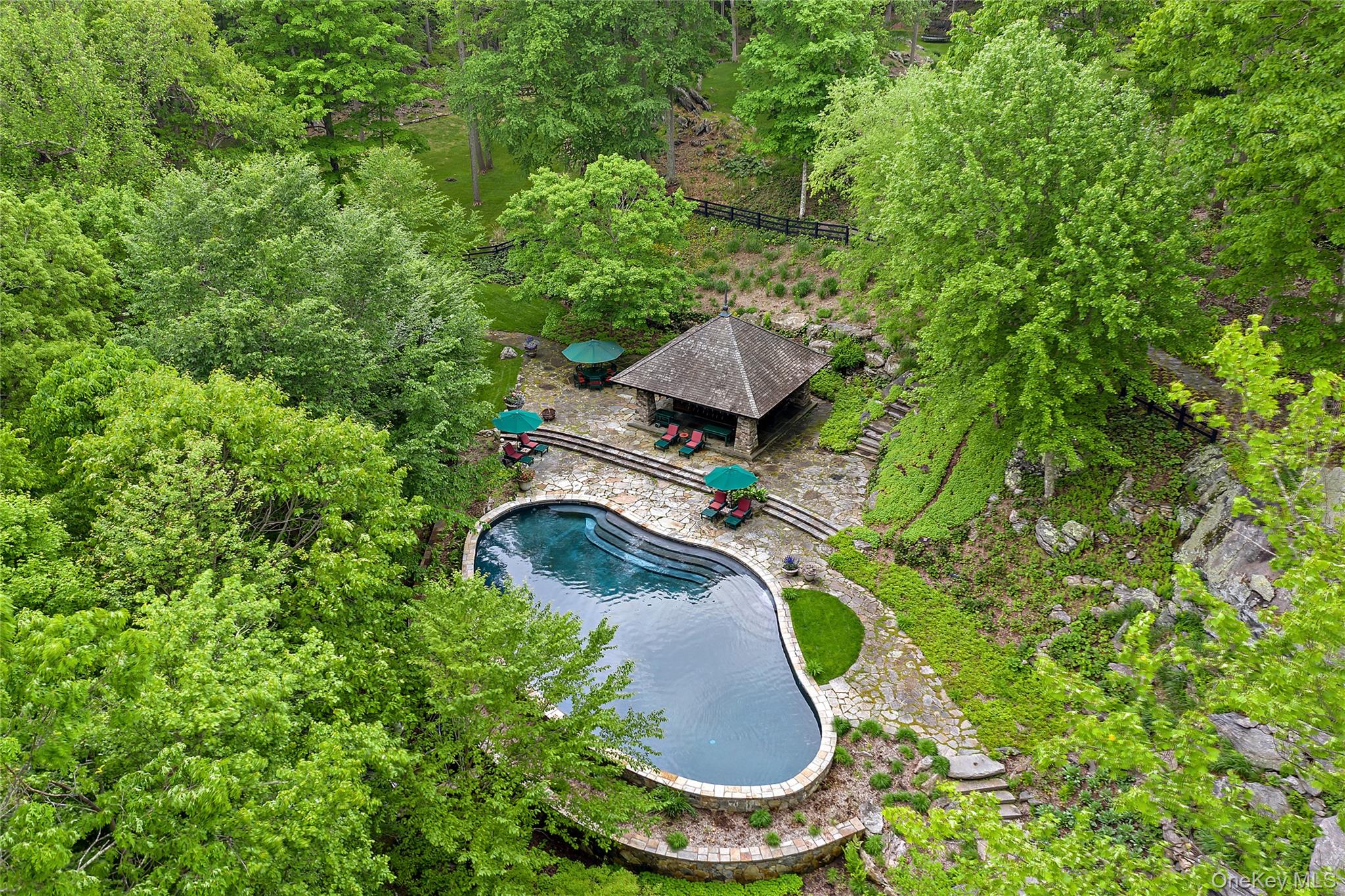 401 Pea Pond Road Katonah, NY 10536 - Photo 3 of 49