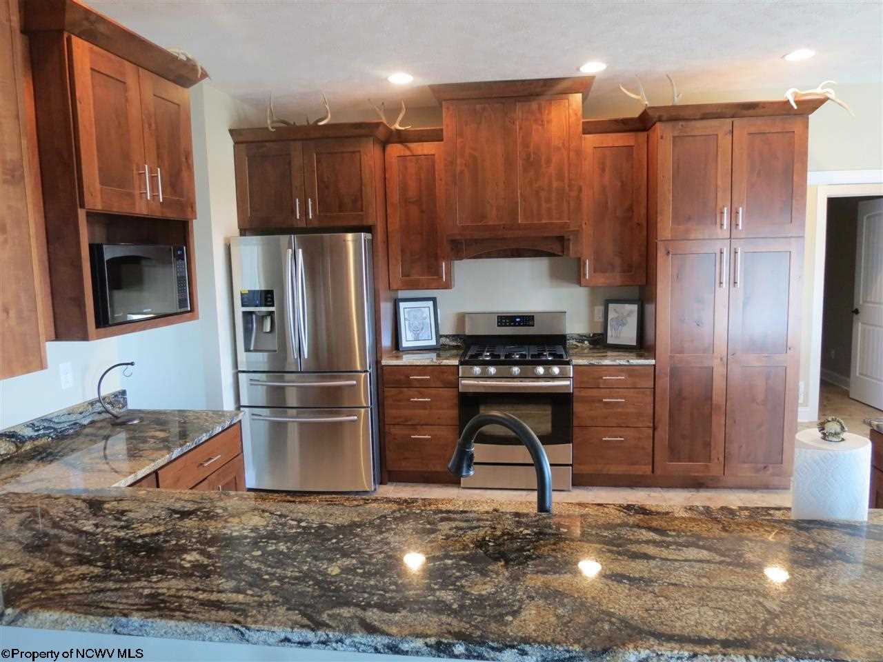 112 Saddle Ridge Road Morgantown, WV 26508 - Photo 3 of 18 Gallery Image 3