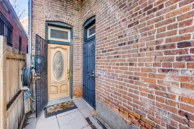 $935,000 | 701 West 6th Avenue, Denver, CO 80204