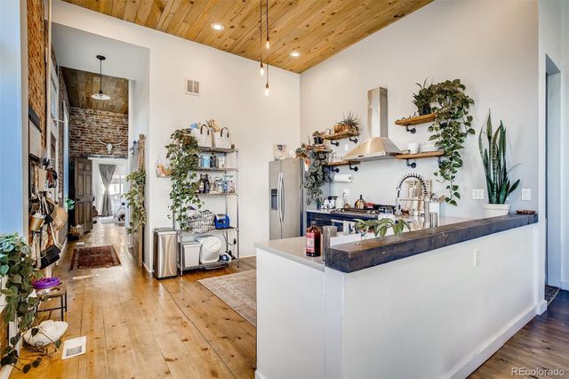 $935,000 | 701 West 6th Avenue, Denver, CO 80204