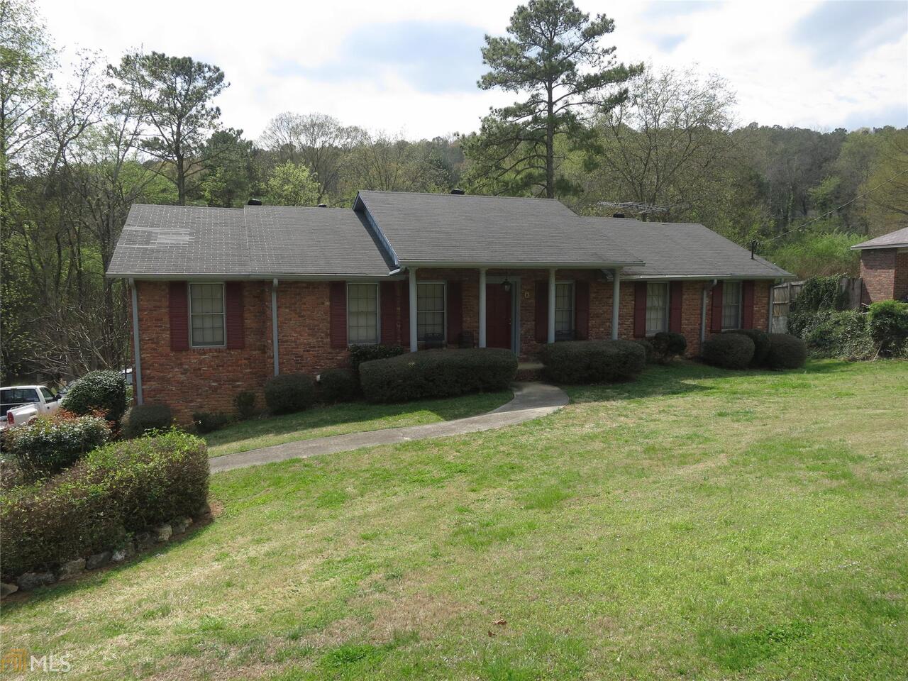 118 Margo Trail Southeast Rome, GA 30161 - Photo 1 of 1 a backyard of a house with lots of green space