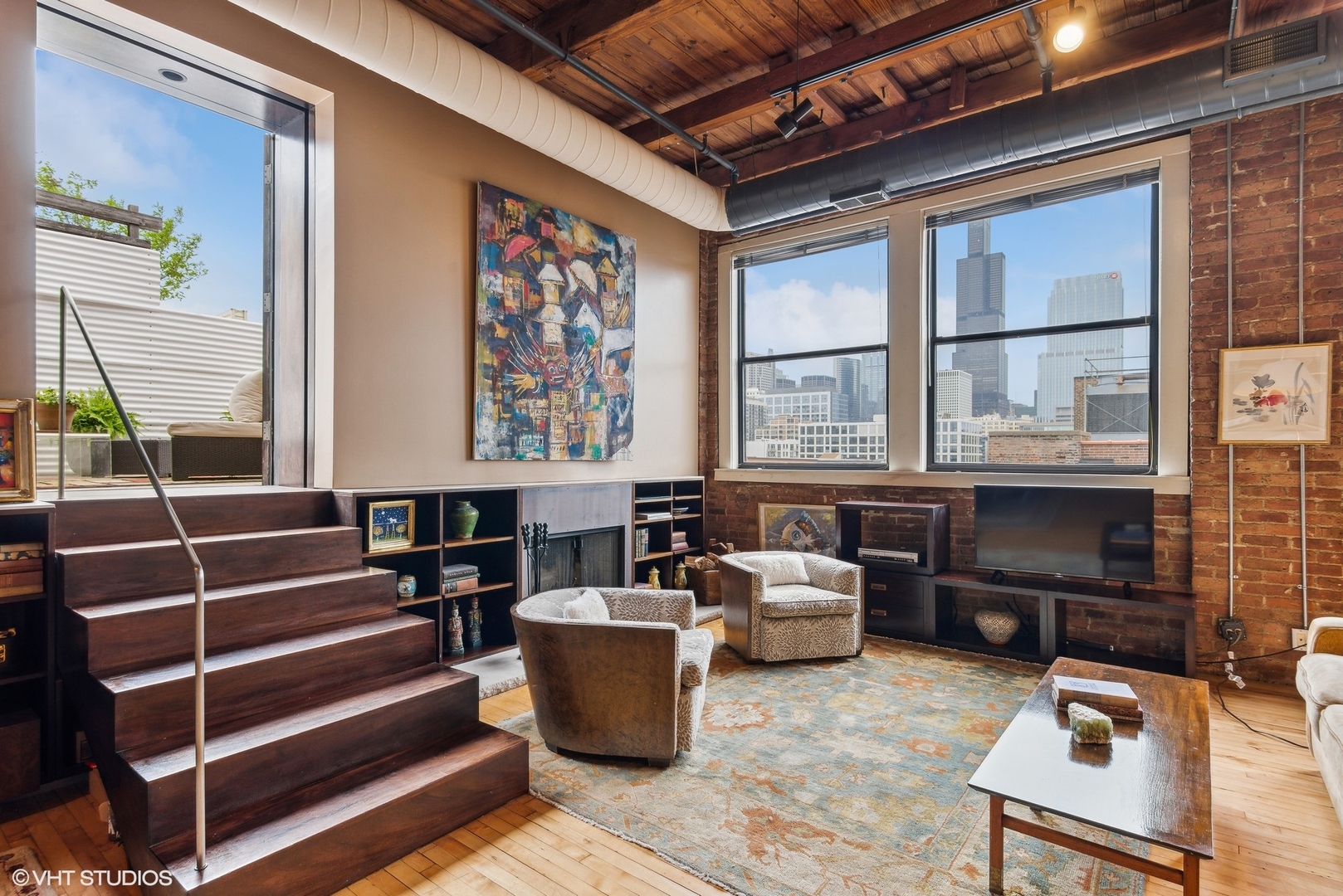 411 South Sangamon Street, Unit 8E Chicago, IL 60607 - Photo 14 of 25 a living room with furniture