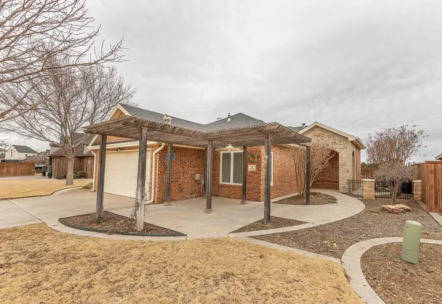 $315,000 | 8 Wilshire Boulevard, Lubbock, TX 79416