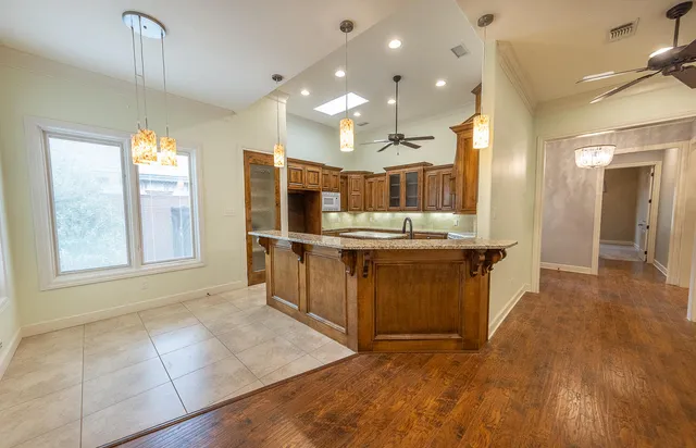 $315,000 | 8 Wilshire Boulevard, Lubbock, TX 79416