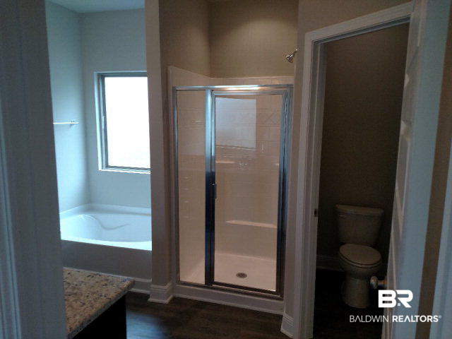 1721 Arcadia Drive Foley, AL 36535 - Photo 40 of 45 Master Bath