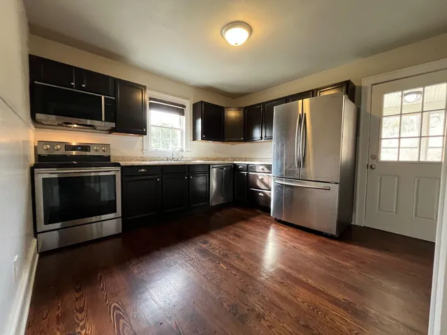 $1,350 | 3033 Garden City Boulevard Southeast, Roanoke, VA 24014