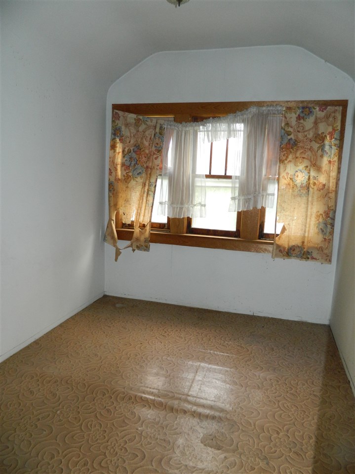 2775 Hull Road Standish, MI 48658 - Photo 13 of 26 1877897-12.JPG