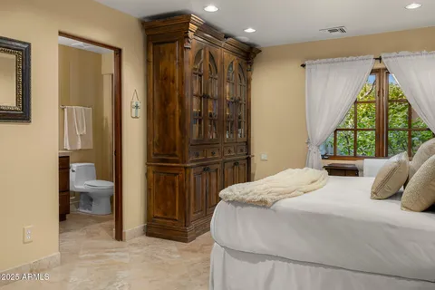 $6,900,000 | 6000 North Palo Cristi Road, Paradise Valley, AZ 85253