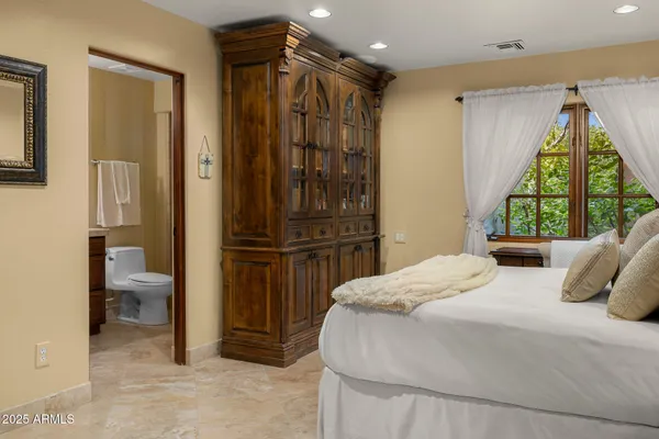 $6,900,000 | 6000 North Palo Cristi Road, Paradise Valley, AZ 85253