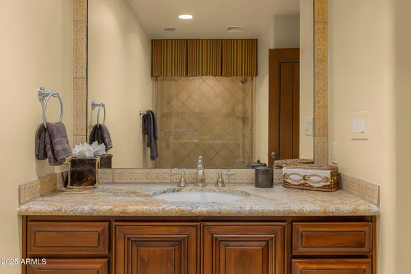 $6,900,000 | 6000 North Palo Cristi Road, Paradise Valley, AZ 85253