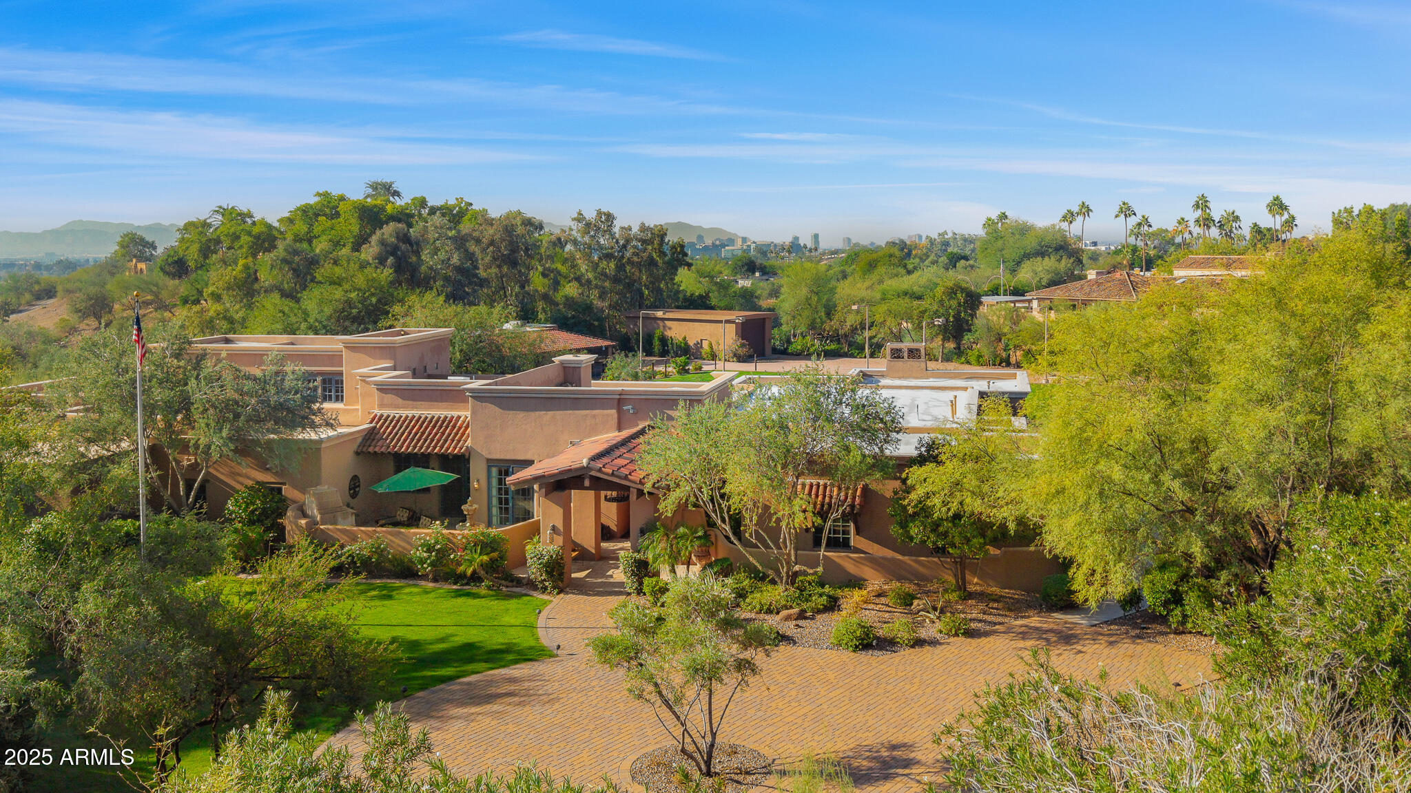 6000 North Palo Cristi Road Paradise Valley, AZ 85253 - Photo 3 of 62 01front of property_aerial