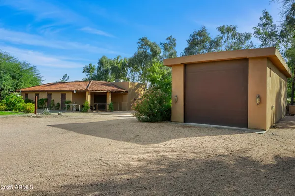 $6,900,000 | 6000 North Palo Cristi Road, Paradise Valley, AZ 85253