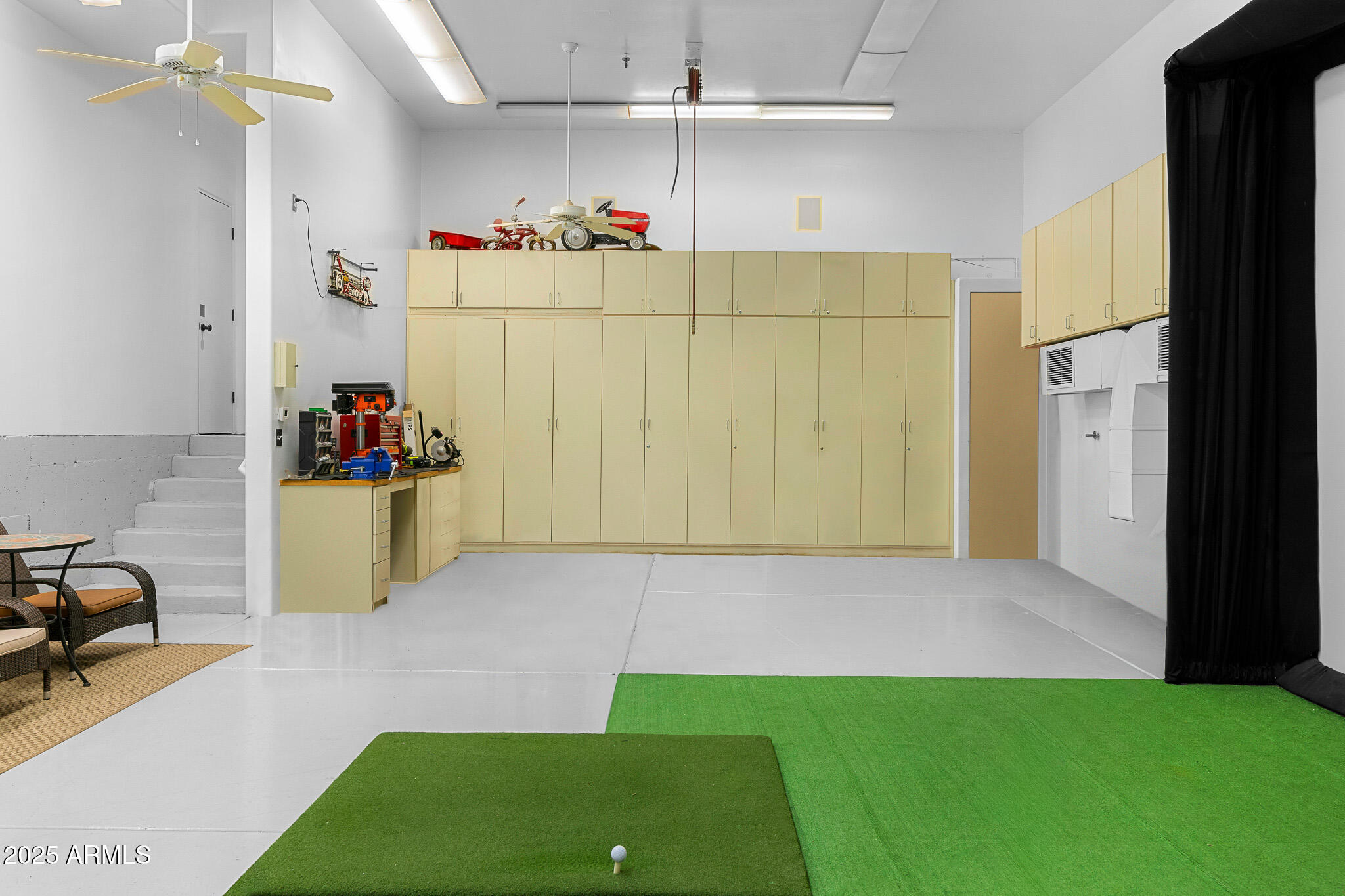 6000 North Palo Cristi Road Paradise Valley, AZ 85253 - Photo 50 of 62 49oversized garage