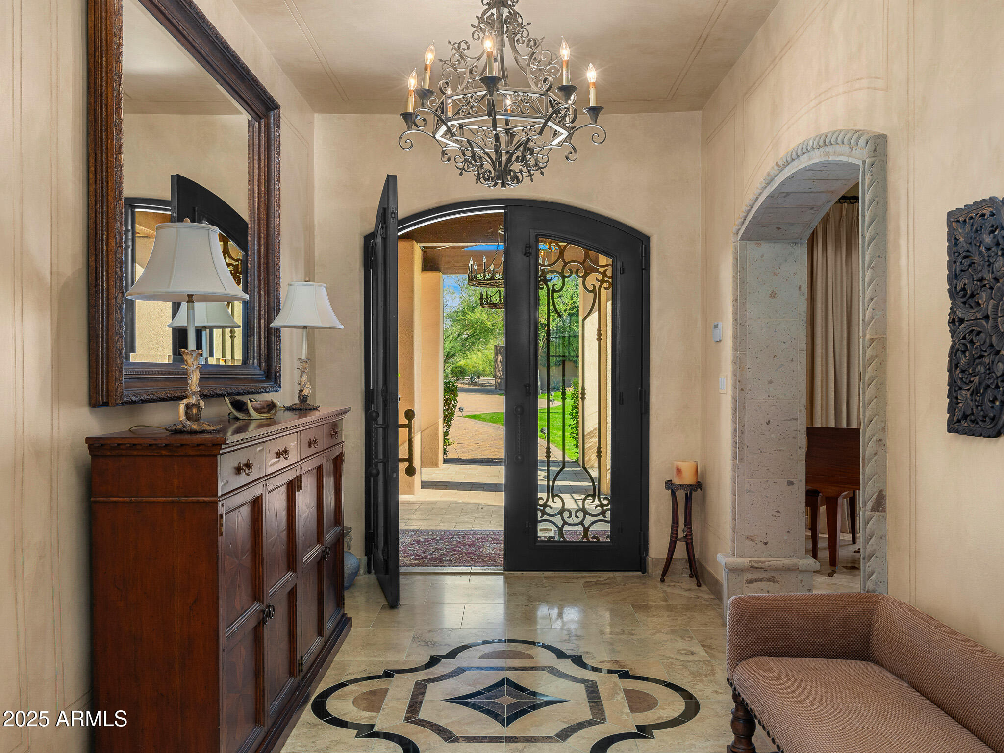 6000 North Palo Cristi Road Paradise Valley, AZ 85253 - Photo 5 of 62 04foyer