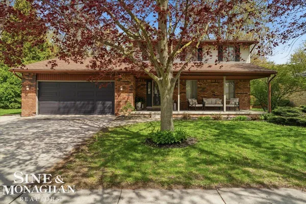 $349,900 | 360 Constitution Avenue, Marysville, MI 48040