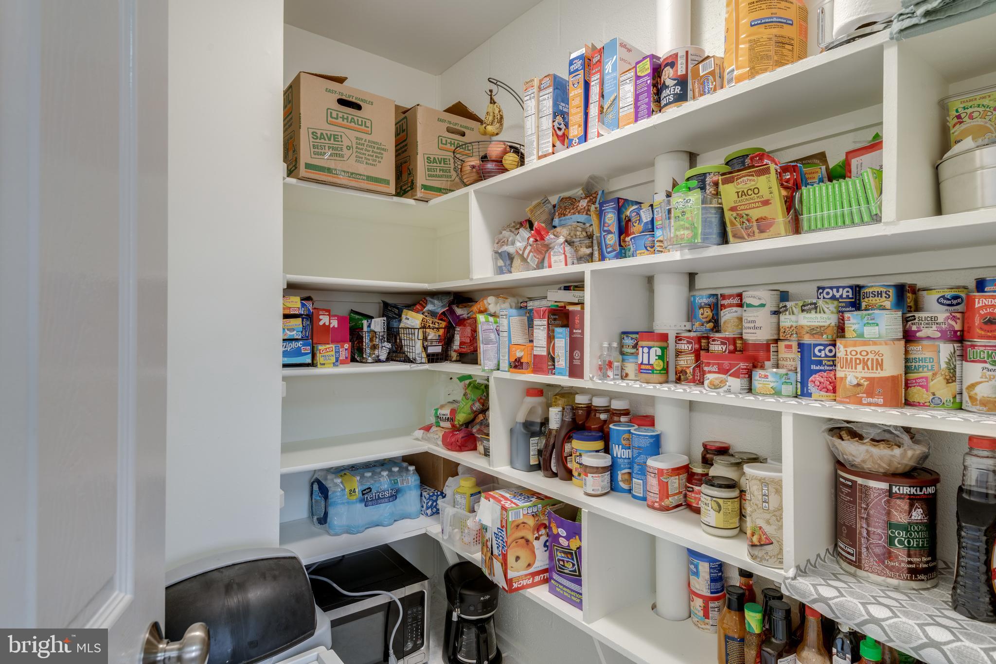 2192 Cartwright Place Reston, VA 20191 - Photo 14 of 34 Gallery Image 14