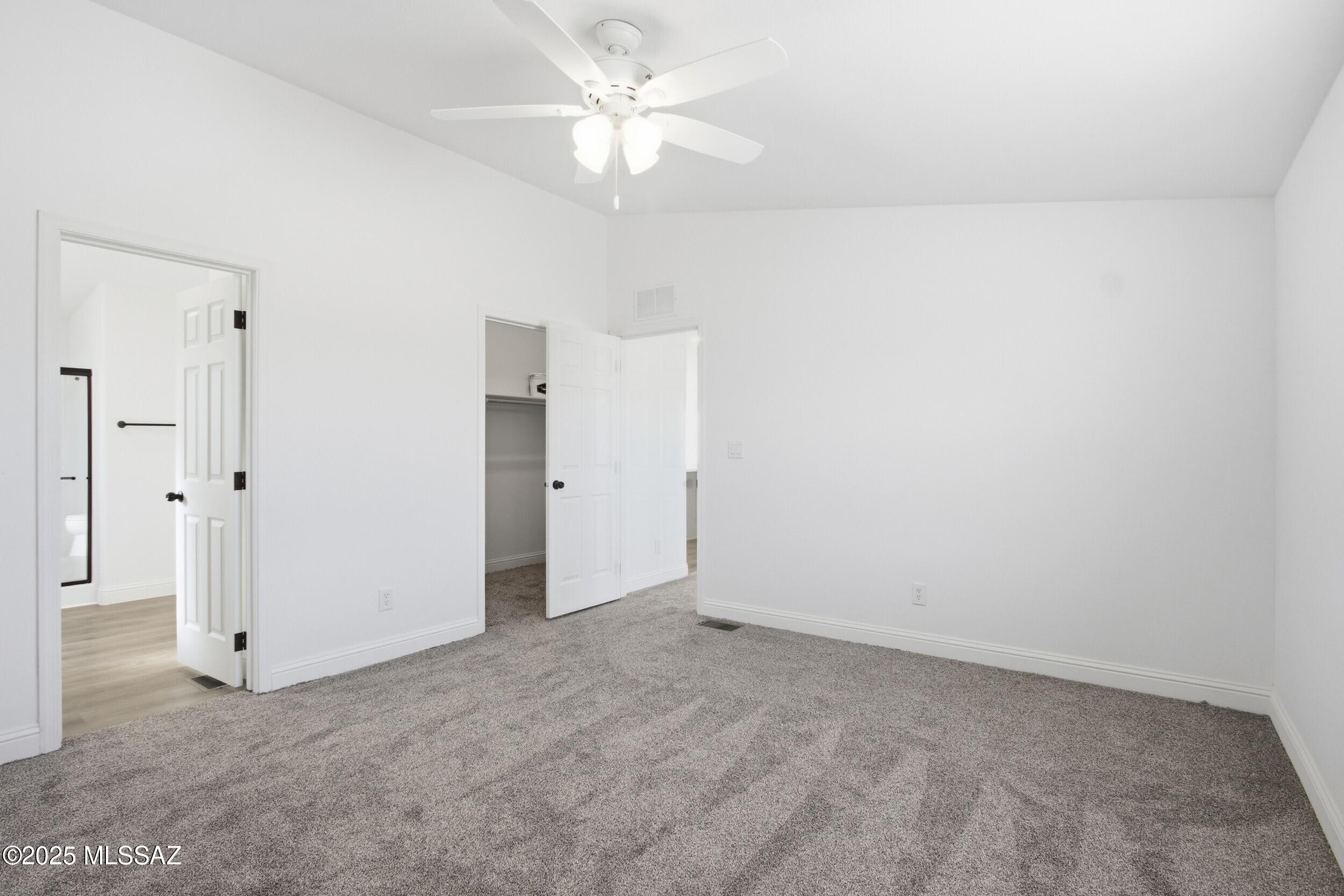 13301 North Derringer Road Marana, AZ 85653 - Photo 7 of 30 11