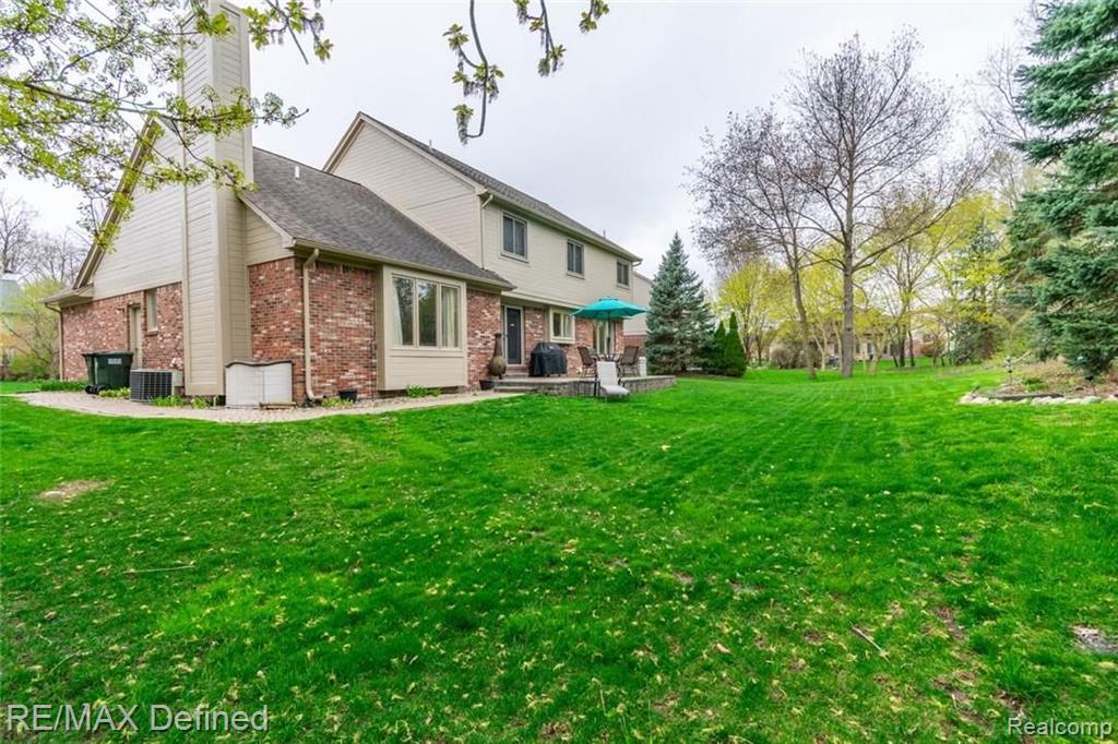 3850 Beechcrest Road Rochester Hills, MI 48309 - Photo 7 of 59