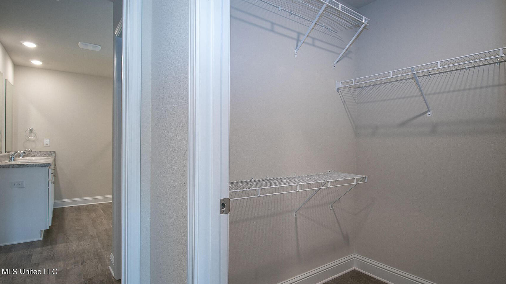 59 Monarch Drive Lucedale, MS 39452 - Photo 9 of 19 Primary Closet/Bath