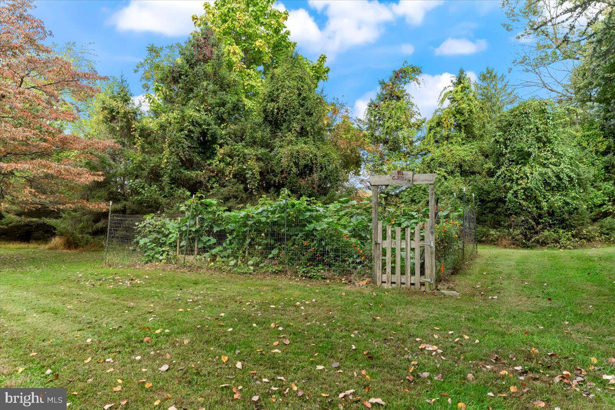 110 East Pleasant Grove Road West Chester, PA 19382 - Photo 10 of 45 20 x 30 fenced garden