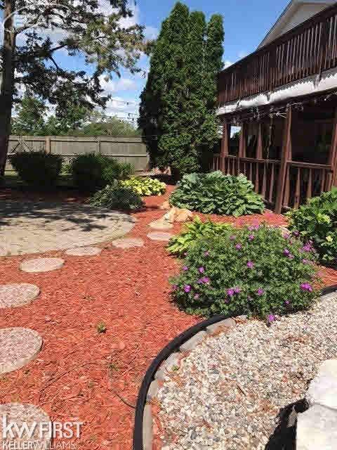 5422 Provincial Road Grand Blanc, MI 48439 - Photo 63 of 68 21410973-62.JPG