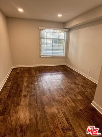 $4,063 | 7660 Beverly Boulevard, Unit 324, Los Angeles, CA 90036