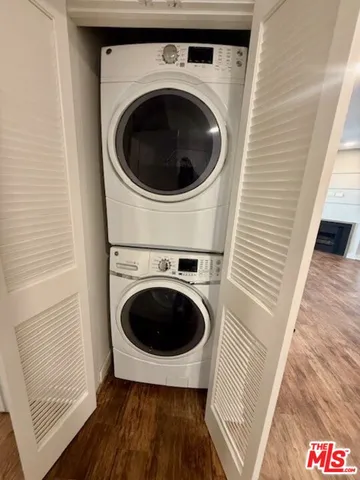 $4,063 | 7660 Beverly Boulevard, Unit 324, Los Angeles, CA 90036