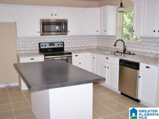 6317 Perry Street Anniston, AL 36206 - Photo 2 of 50