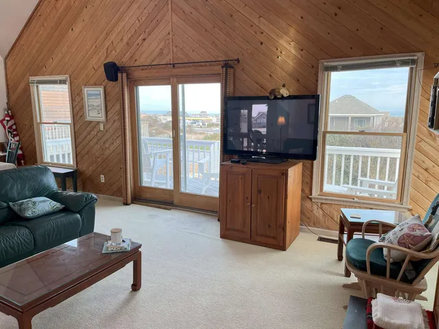 $725,000 | 221 West Cobbs Way, Nags Head, NC 27959