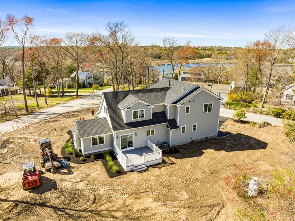 66 Edmund Road Marshfield, MA 02050 - Photo 5 of 24 Gallery Image 5