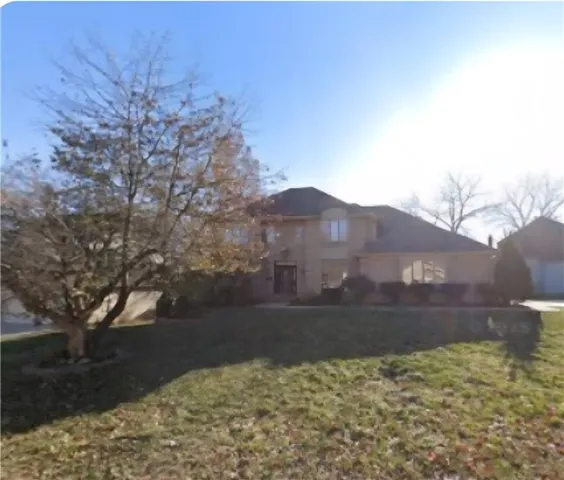 $559,900 | 132 The Woodlands Drive, Gladstone, MO 64119