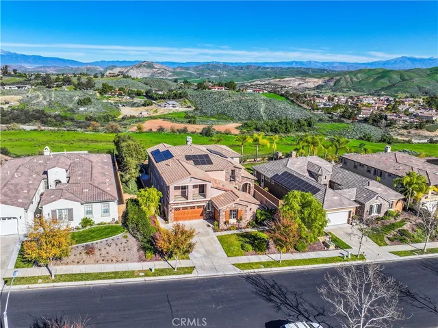 $1,385,000 | 8072 Soft Winds Drive, Corona, CA 92883