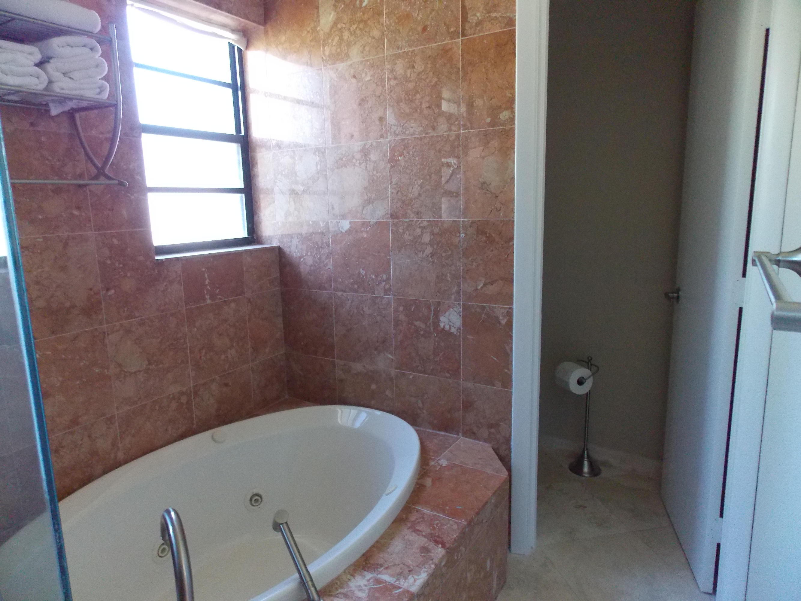1201 Southwest 4th Court Boca Raton, FL 33432 - Photo 26 of 30 SOAKING JETTED TUB