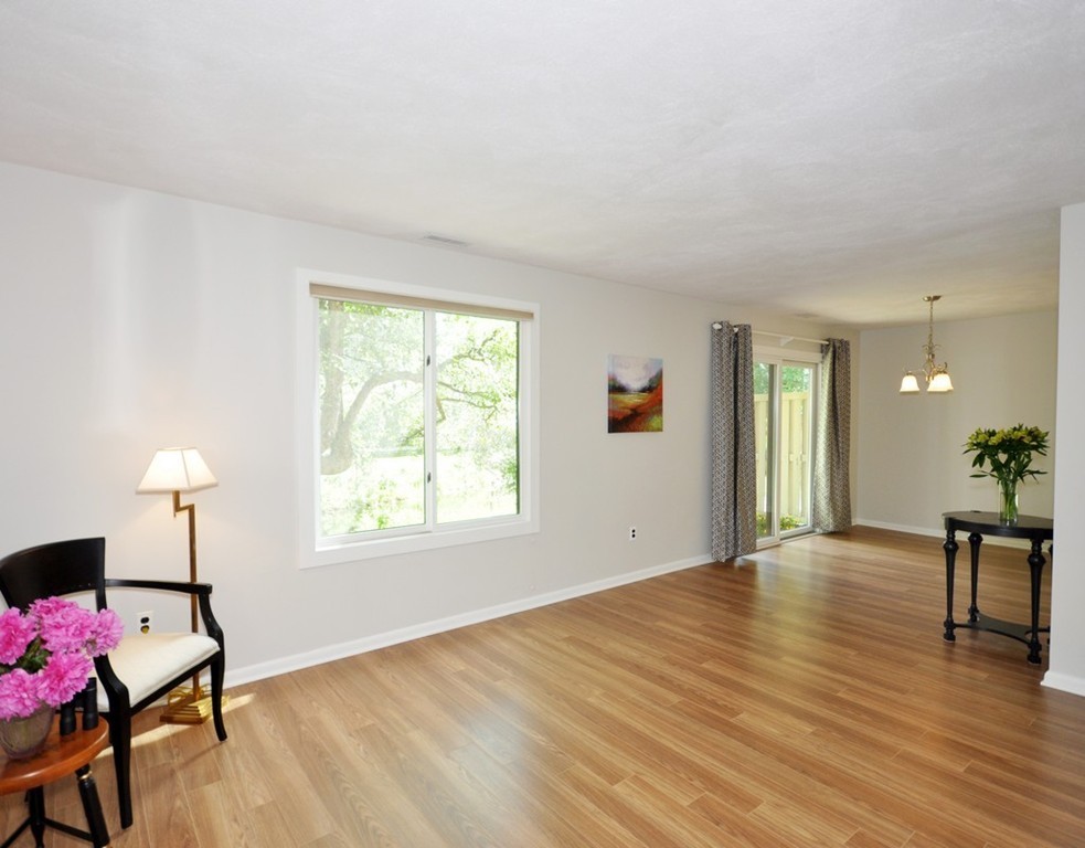 7-1 Concord Greene, Unit 1 Concord, MA 01742 - Photo 9 of 29