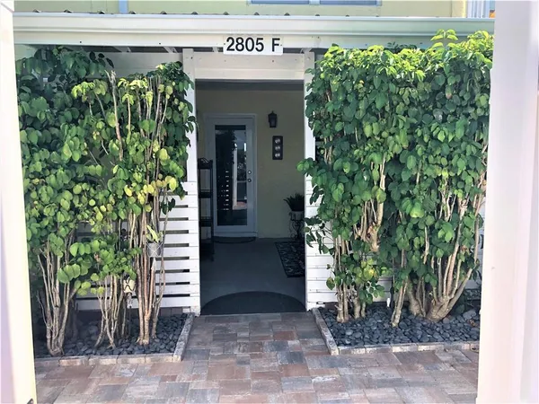 $1,900 | 2805 North Hwy A1A, Unit F, Fort Pierce, FL 34949