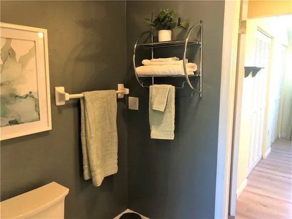 $1,900 | 2805 North Hwy A1A, Unit F, Fort Pierce, FL 34949