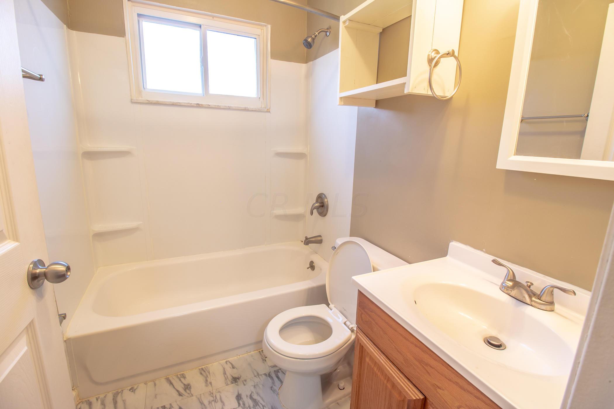 3358 Hunt Club Road North Westerville, OH 43081 - Photo 12 of 22