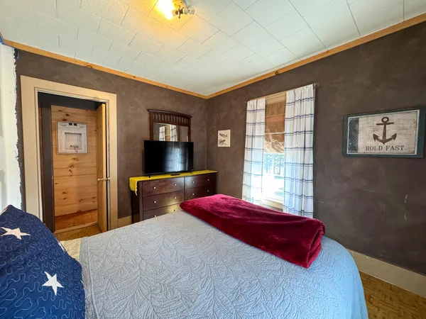 $245,000 | 96 Houlton Road, Island Falls, ME 04747