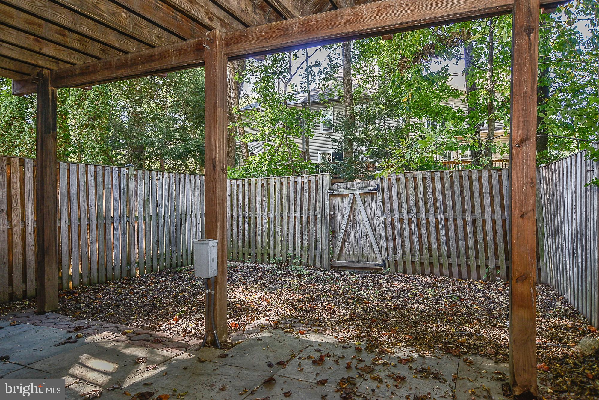 6352 English Ivy Way Springfield, VA 22152 - Photo 22 of 22 Exterior (Rear)