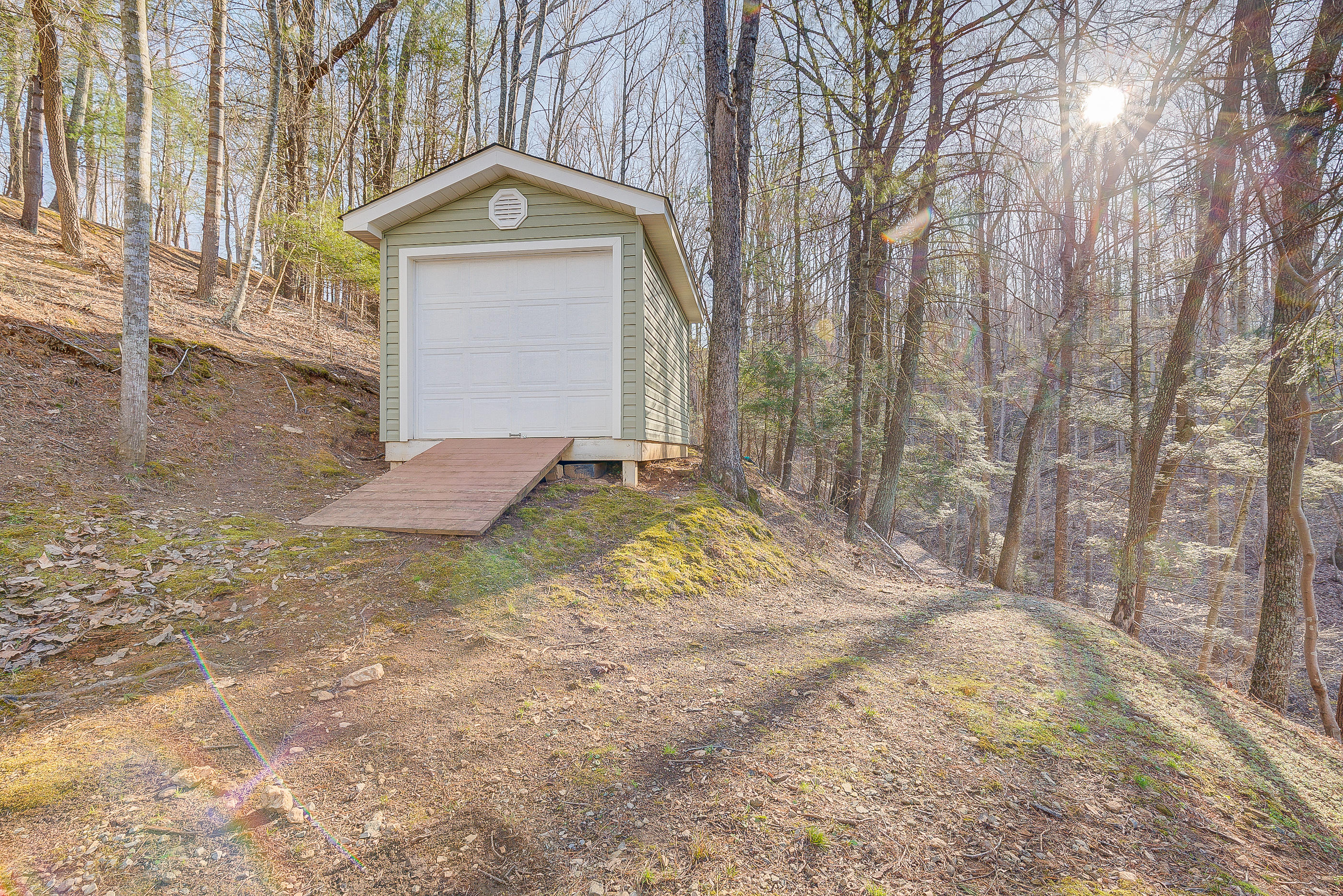 1217 Ellis Road Hardy, VA 24101 - Photo 50 of 50 181