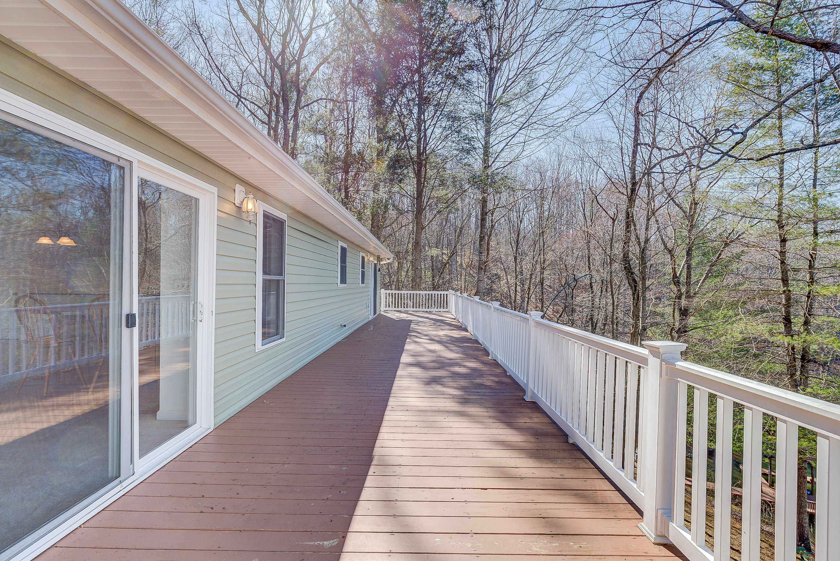 1217 Ellis Road Hardy, VA 24101 - Photo 6 of 50 115