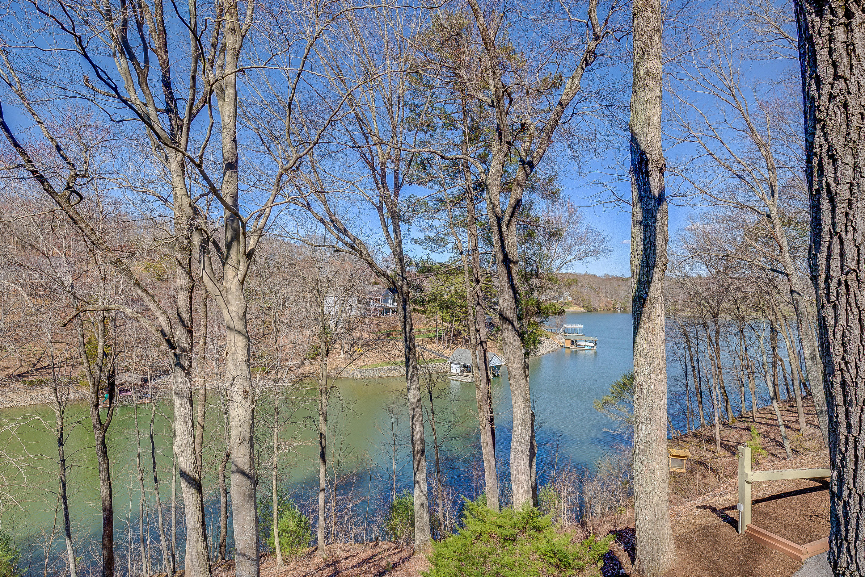 1217 Ellis Road Hardy, VA 24101 - Photo 8 of 50 118