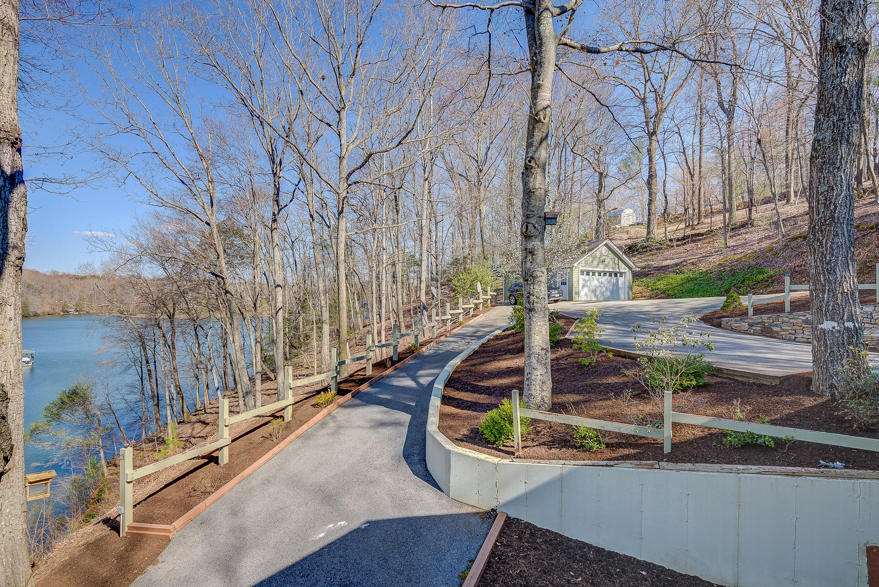 1217 Ellis Road Hardy, VA 24101 - Photo 9 of 50 119