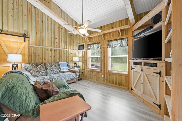 $209,900 | 674 Bryant Landing Road, Wewahitchka, FL 32465