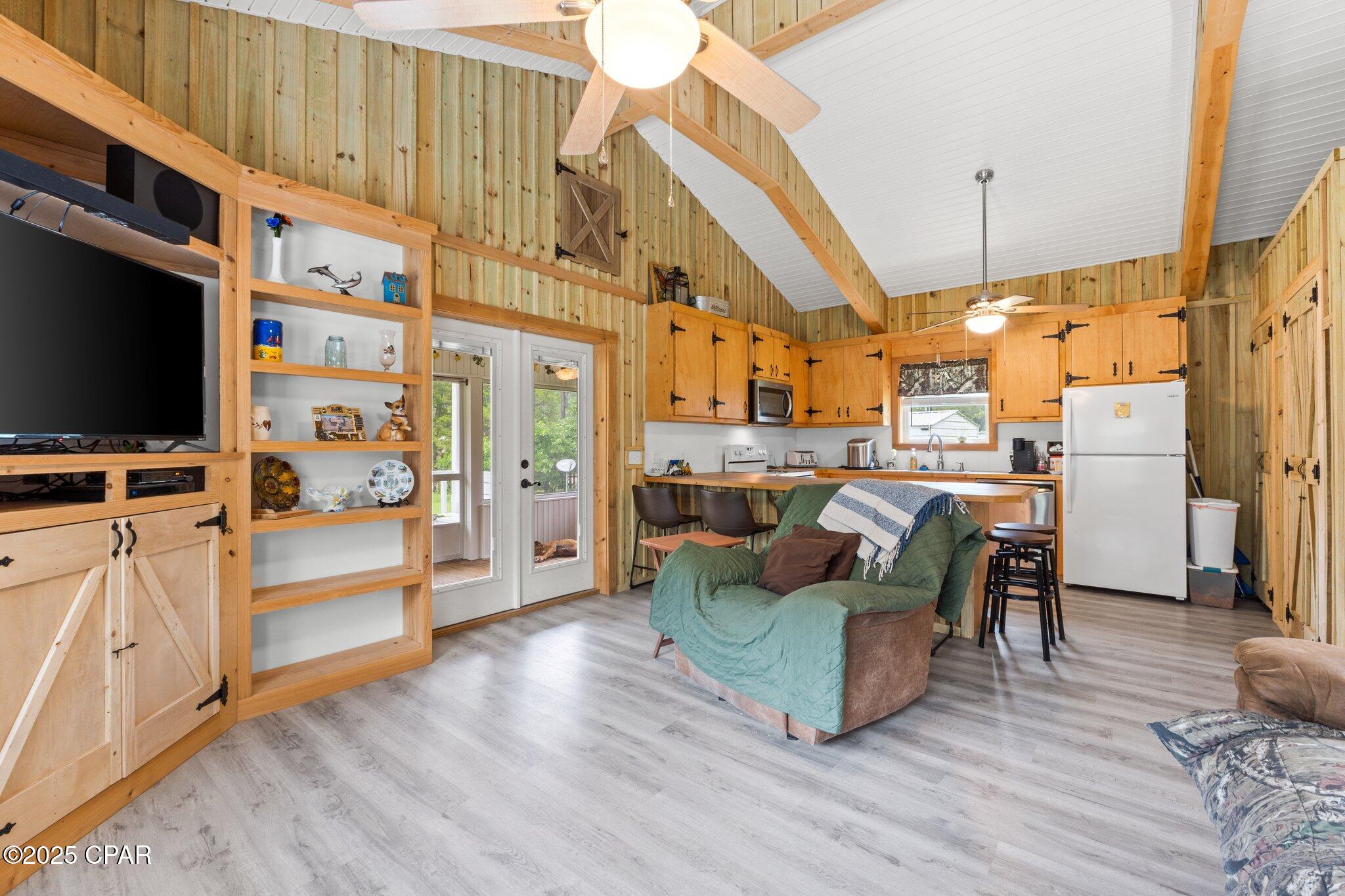 674 Bryant Landing Road Wewahitchka, FL 32465 - Photo 9 of 42