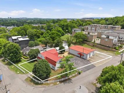 $950,000 | 5717 Maudina Avenue, Nashville, TN 37209